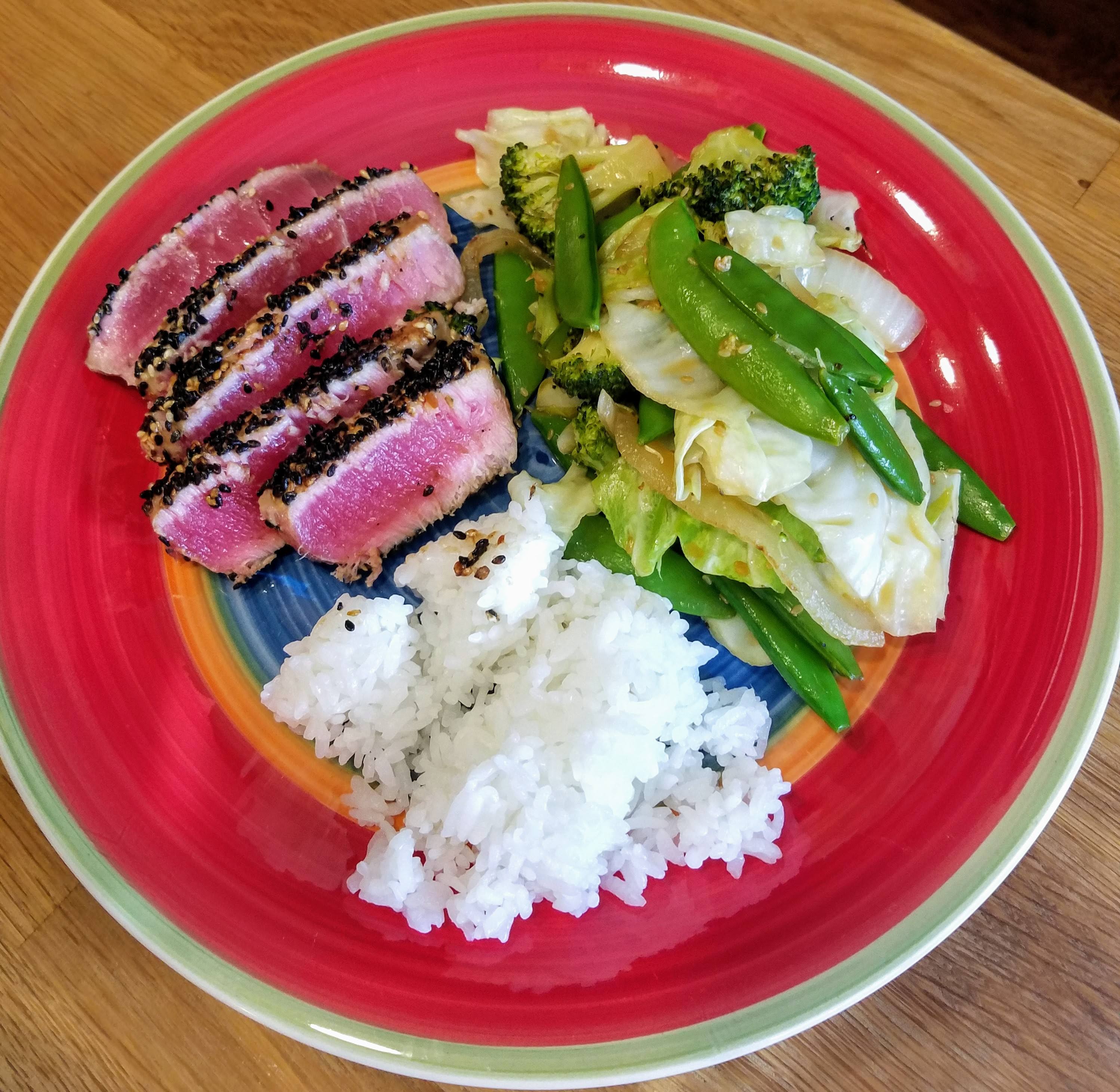 Seared Ahi Tuna with stir fried vegetables and white rice